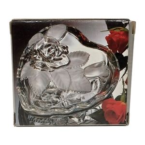 NEW STUDIO NOVA Floral Winter Rose Small Covered Heart Glass Jewelry Dish